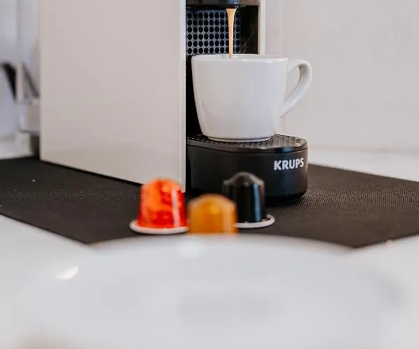 Star Cactus Traditional Cave With Jacuzzi Mesariá