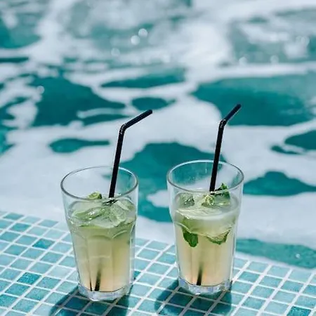 Star Cactus Traditional Cave With Jacuzzi 메사리아