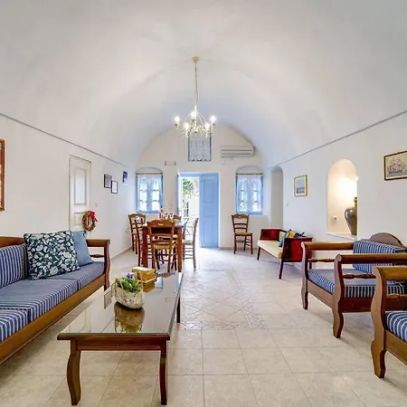 וילה Star Cactus Traditional Cave With Jacuzzi מסאריה